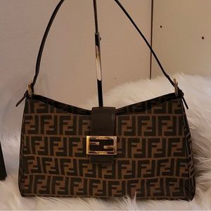 Vintage Fendi Baguette Zucca